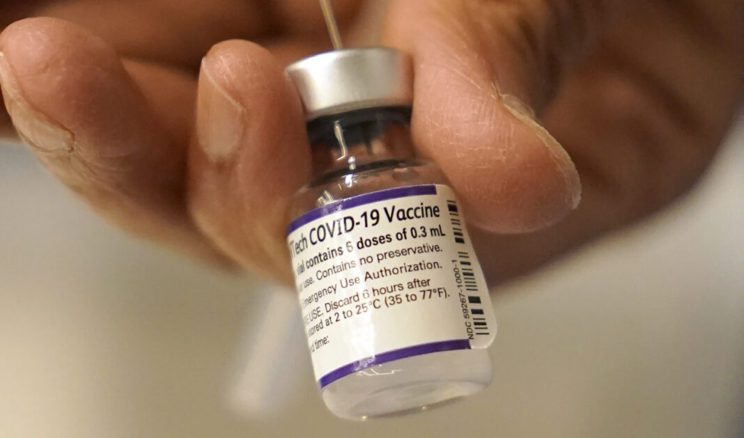 Pfizer booster study lifts mood over omicron variant