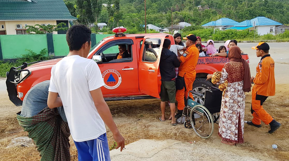 Indonesia lifts tsunami alert after powerful undersea quake