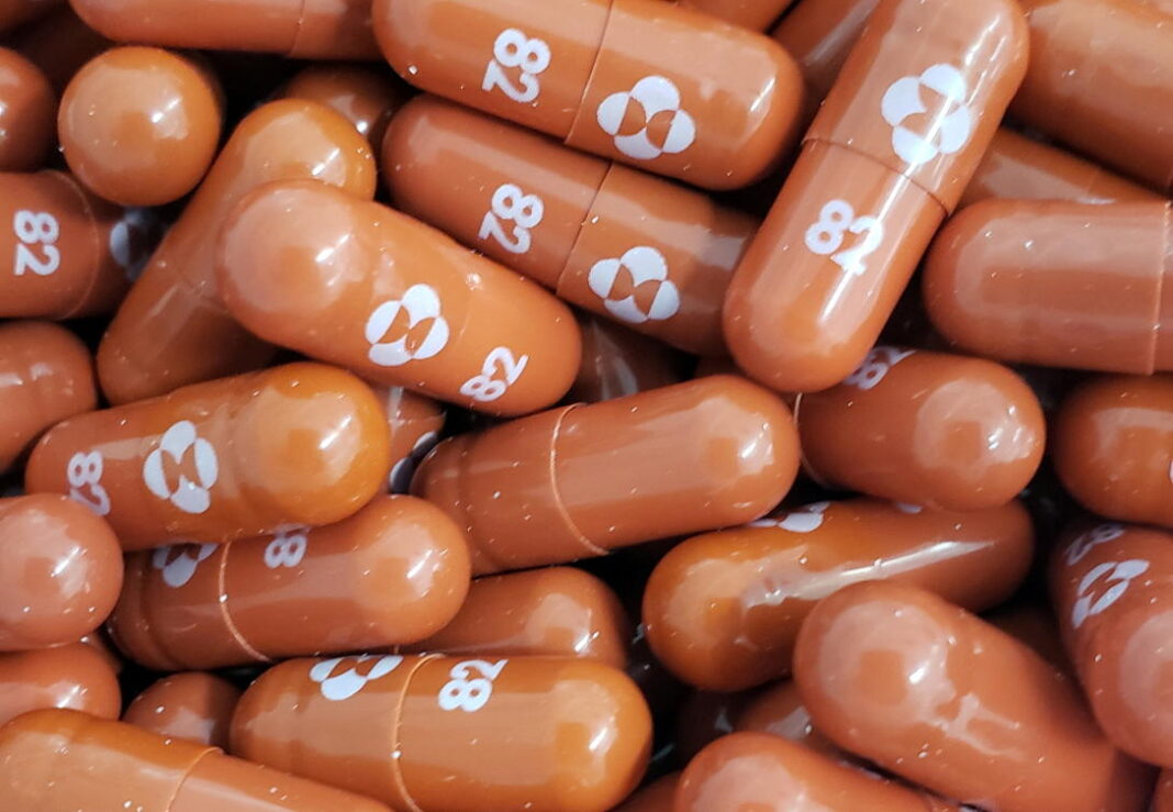 Merck's at-home antiviral COVID-19 pill gets US authorization
