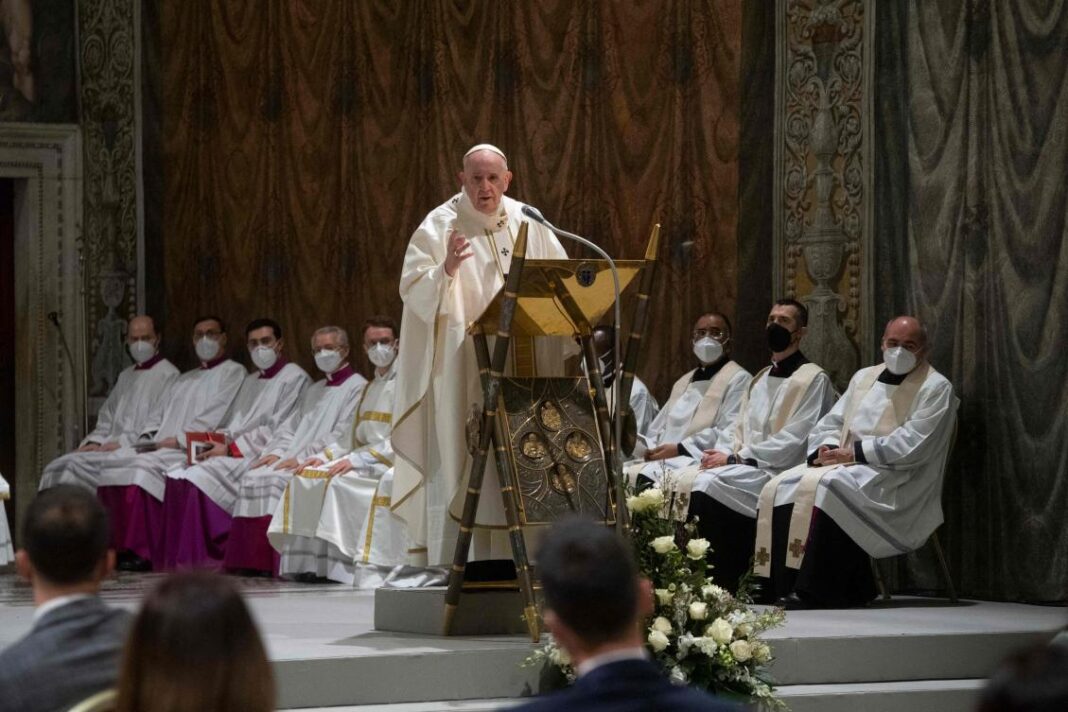 Pope on COVID vaccines says health care a 'moral obligation'