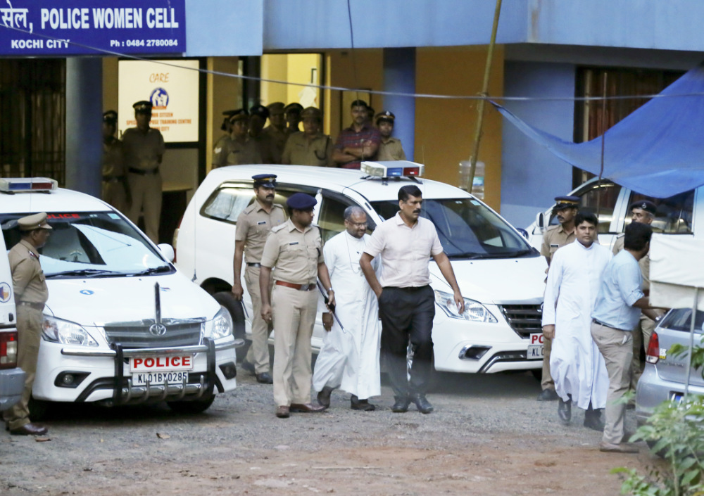 Indian court acquits bishop of charge of raping nun